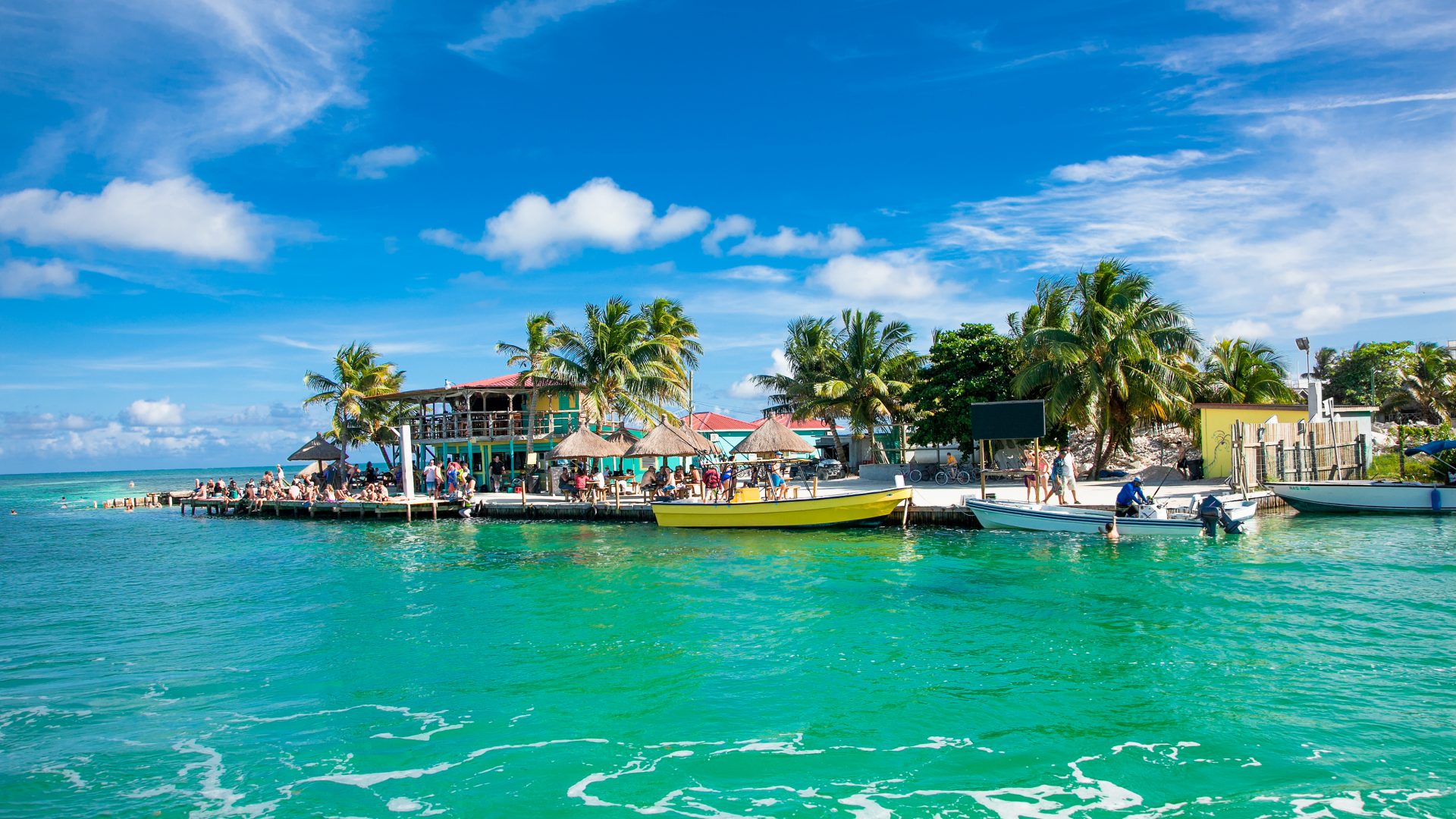 the best time to travel to belize