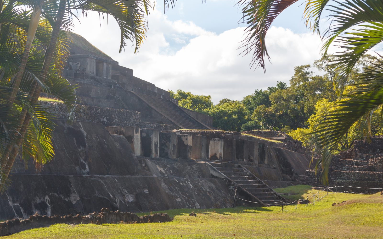 Mayan archaeological sites